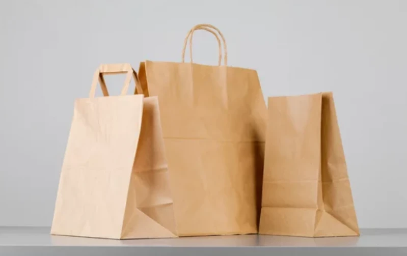 embalagem com papel kraft